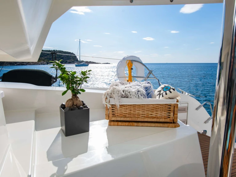 Pronájem Jachta Fountaine Pajot s licencí