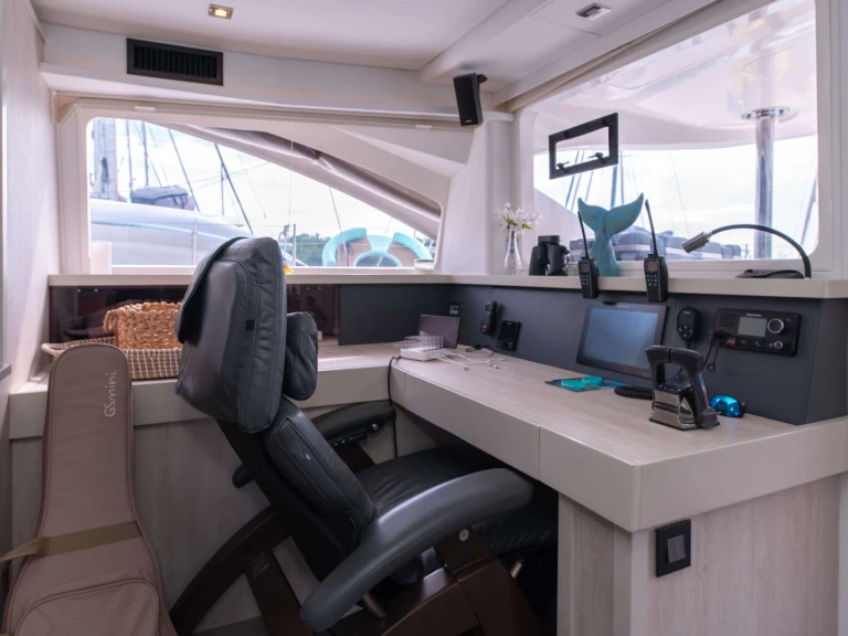 Pronájem Jachta Leopard s licencí