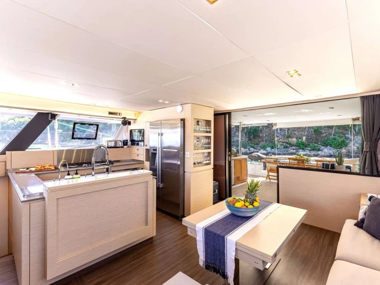 Pronájem Jachta v Britské Panenské ostrovy -Fountaine Pajot Olivia Charles