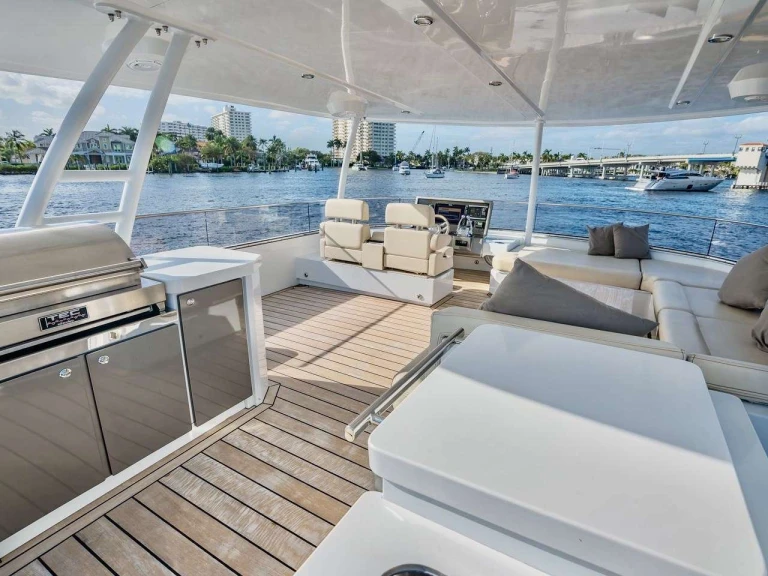 Pronájem lodi Nishii Shipyards Cata v Nassau na Samboatu