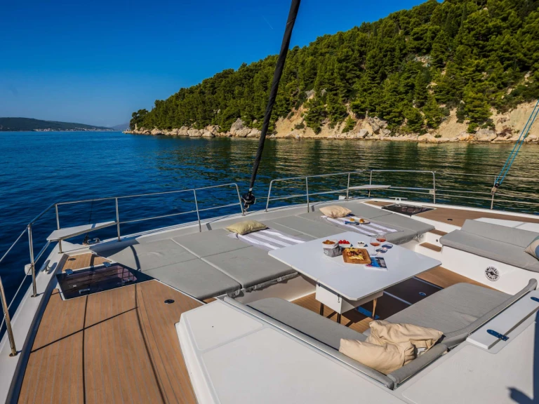 Pronajmout si Bali OCEAN LOUNGE v Piraeus