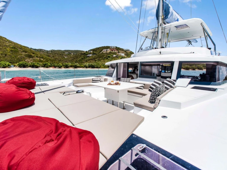 Pronájem lodi Saint Thomas Island lákavé ceny NO INHERITANCE