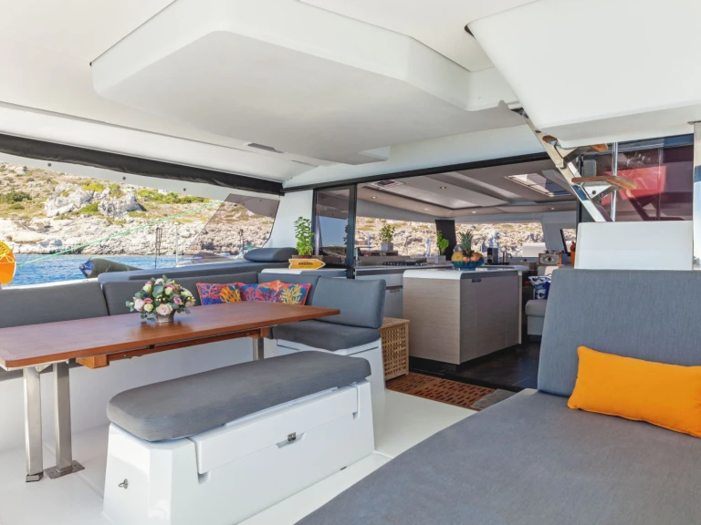 Pronájem jachty v Rhodos -Fountaine Pajot AMANTE na Samboatu