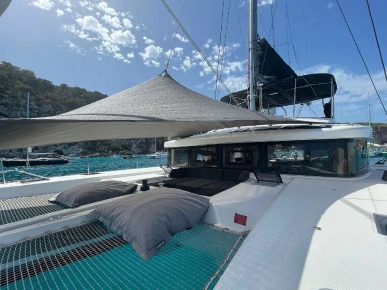 Pronájem jachty v Staniel Cay -Lagoon GOA 10 na Samboatu