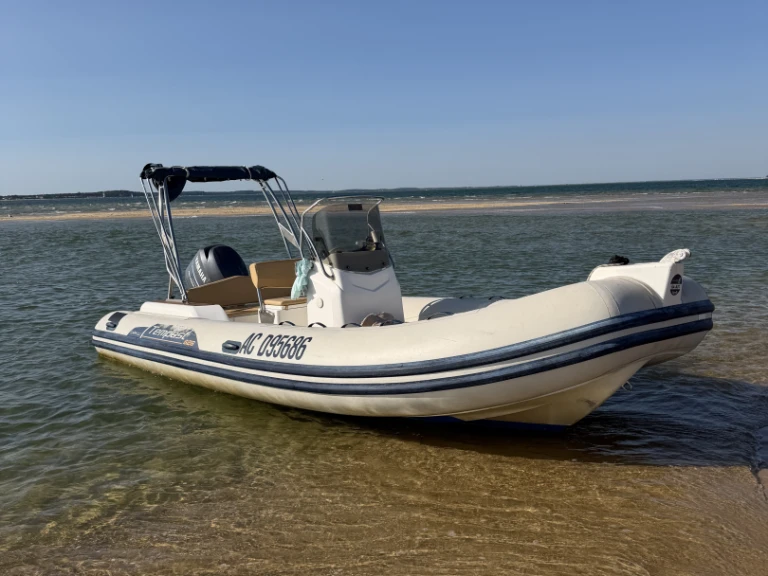 Pronájem Polotuhá loď v Lège-Cap-Ferret -Capelli Tempest 626