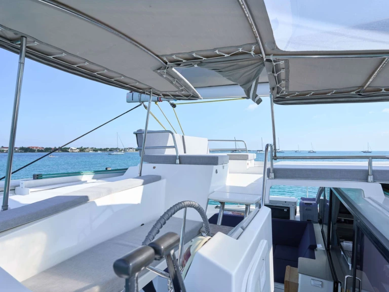 Pronájem lodi Fountaine Pajot Stella Gazer v Nassau na Samboatu