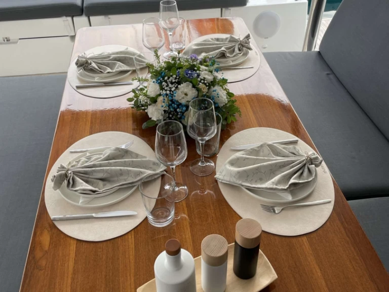 Pronájem jachty v Kalamata -Fountaine Pajot ALEGRIA na Samboatu