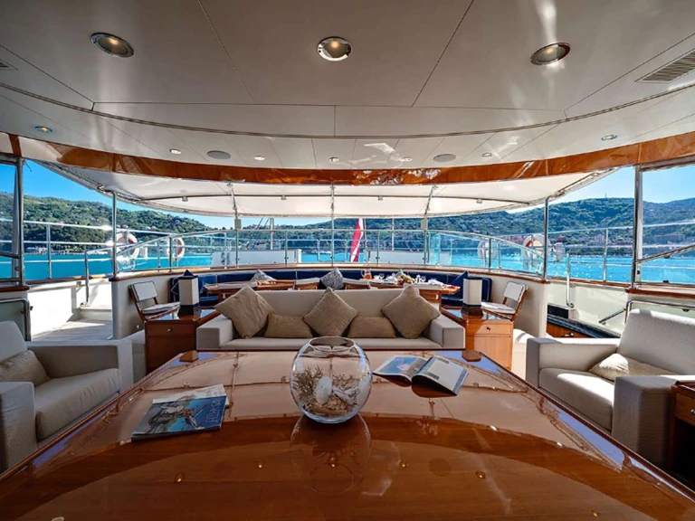 Pronajmout Jachta se skipperem či ne Perini Navi v La Spezia