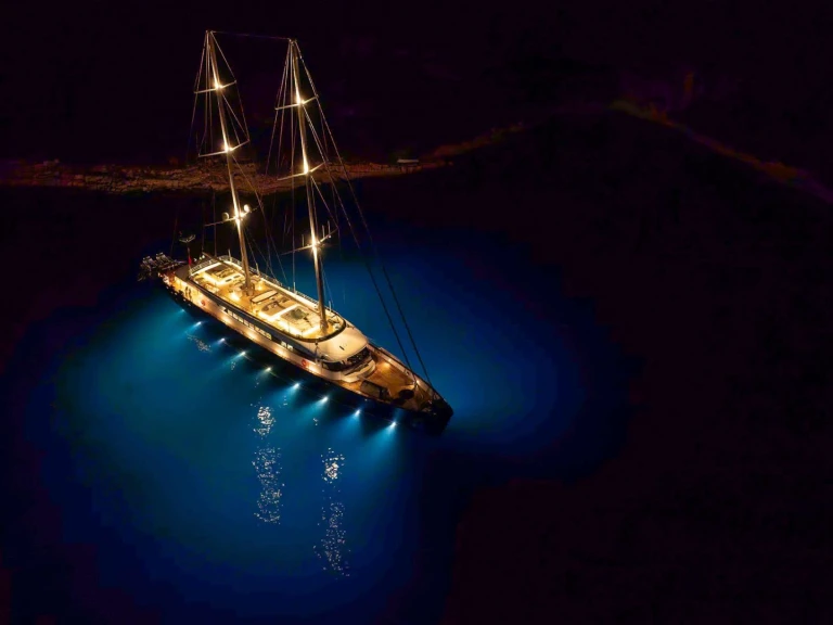 Pronájem Jachta v Chorvatsko -Rayburn Custom Yachts Nocturno