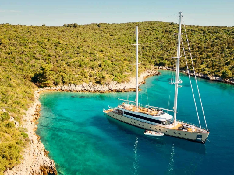 Custom MARALLURE jednotlivci a charterové společnosti v Split