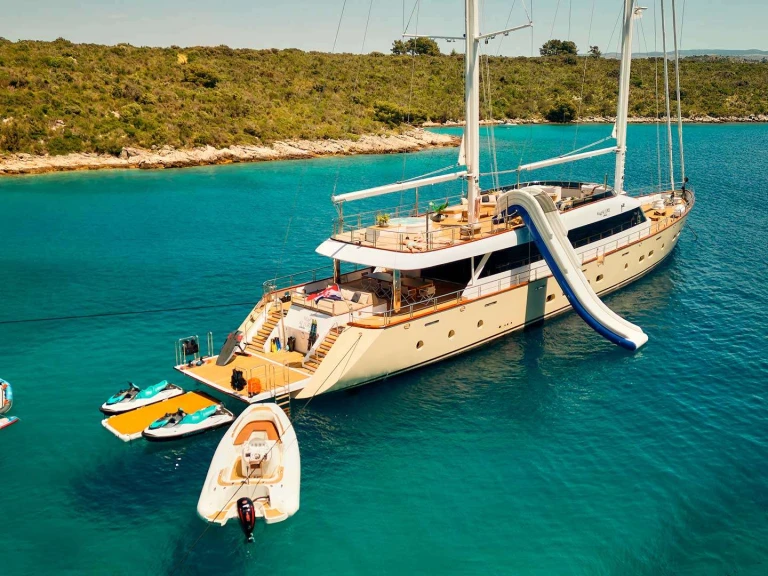 Pronájem jachty v Split -Custom MARALLURE na Samboatu