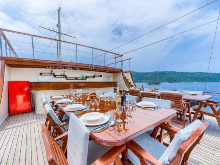 Custom built - Bodrum LOVE BOAT jednotlivci a charterové společnosti v Bodrum