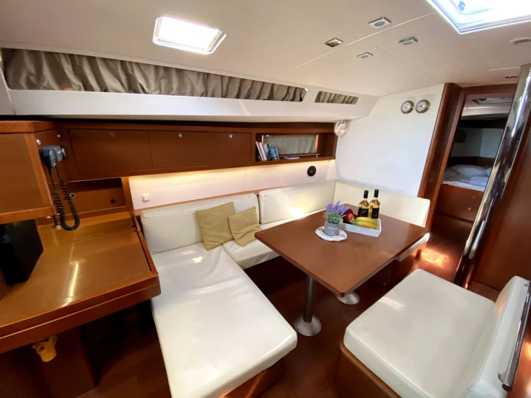 Pronájem lodi Kos lákavé ceny Oceanis 48