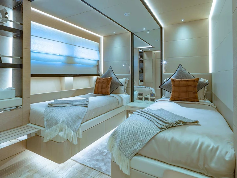 Motoryacht Song of Songs jednotlivci a charterové společnosti v Ao Po