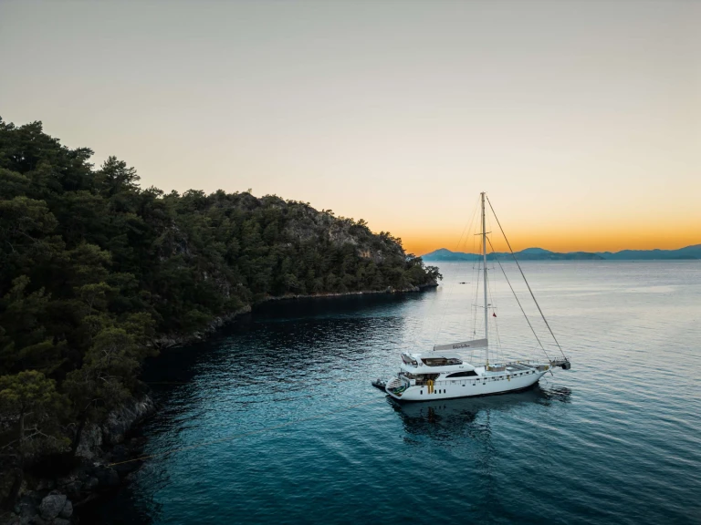 Pronajmout si Custom Belgin Sultan v Fethiye