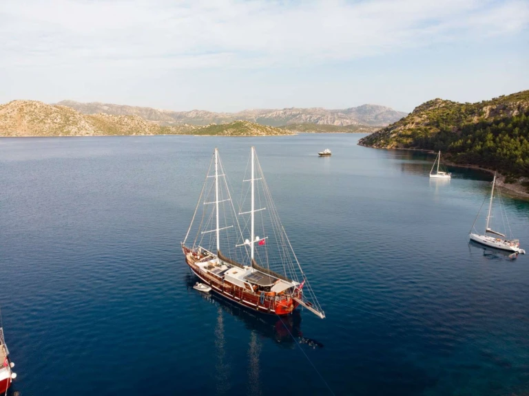 Pronajmout si Gulet KAPTAN MEHMET BUGRA v Marmaris