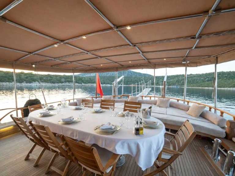 Pronájem lodi Custom Torini v Bodrum na Samboatu