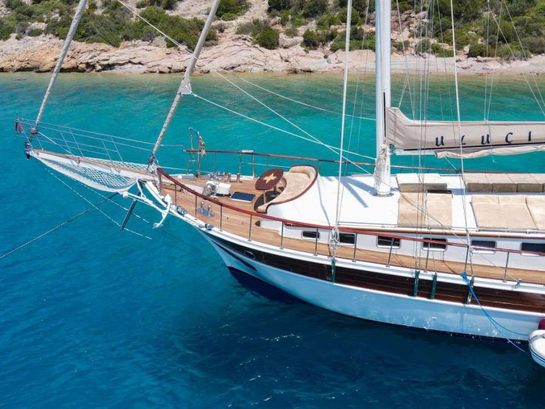 Pronajmout si Gulet ULUCINAR v Bodrum