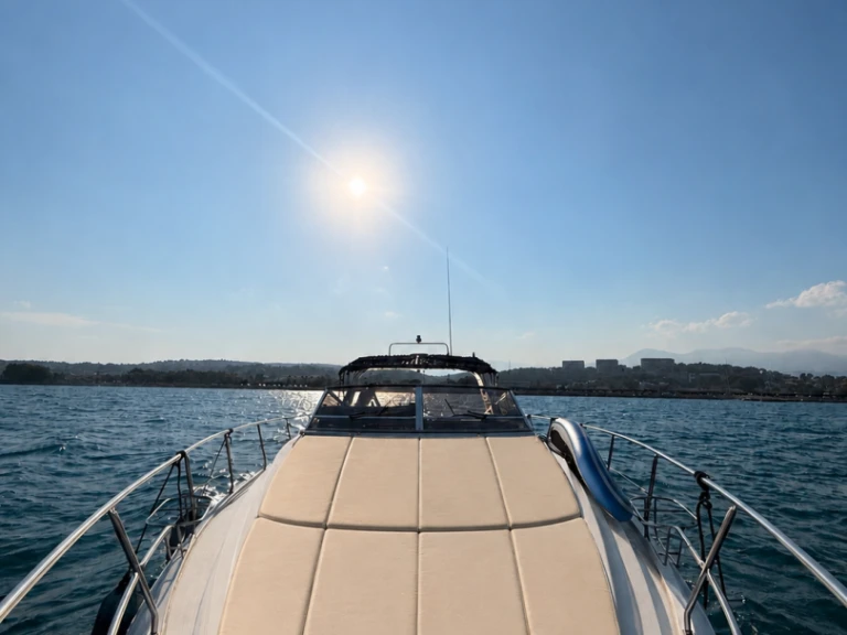 Pronájem Jachta v Antibes -Princess 46