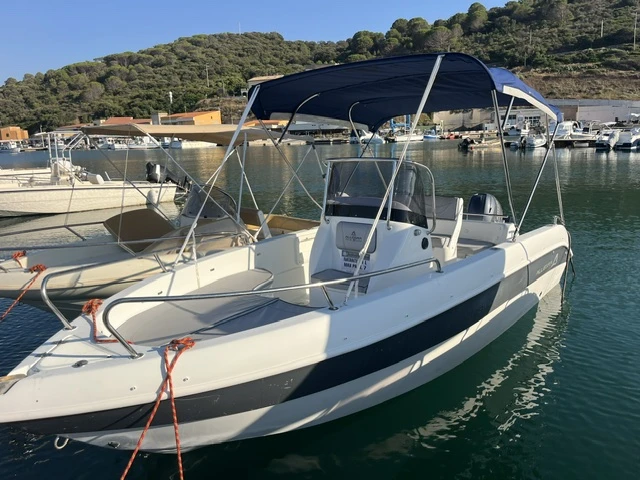 Allegra Boats All 19 Open jednotlivci a charterové společnosti v Porticciolo di Castelsardo
