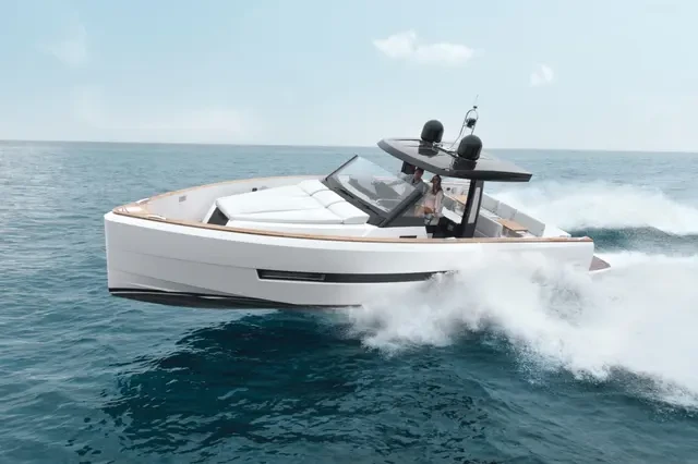Pronájem lodi Saint-Tropez lákavé ceny Fjord 42 Open