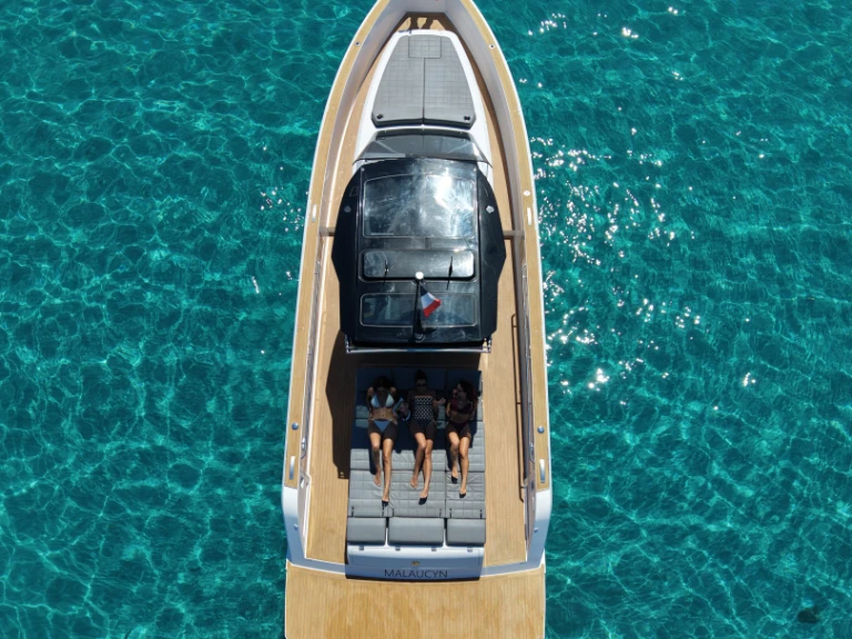 Pardo Yachts Pardo 43 jednotlivci a charterové společnosti v Francie