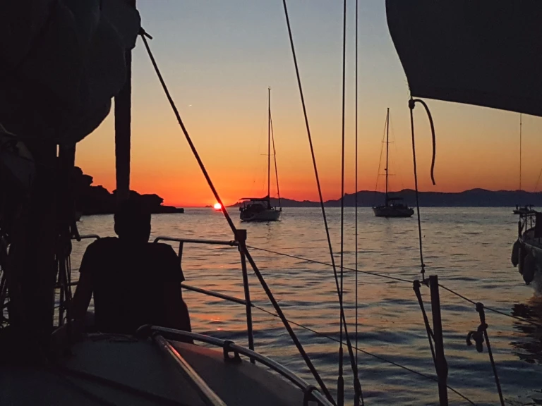 Plachetnice k pronájmu v Sanary-sur-Mer za nejlepší cenu