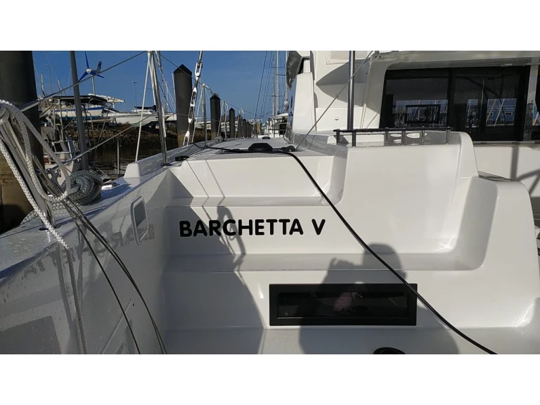 Pronajmout Katamarán se skipperem či ne Lagoon v Preveza