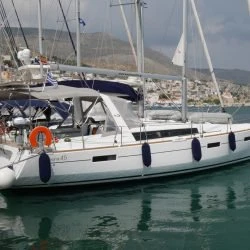 Pronajmout Plachetnice se skipperem či ne Bénéteau v Lefkáda