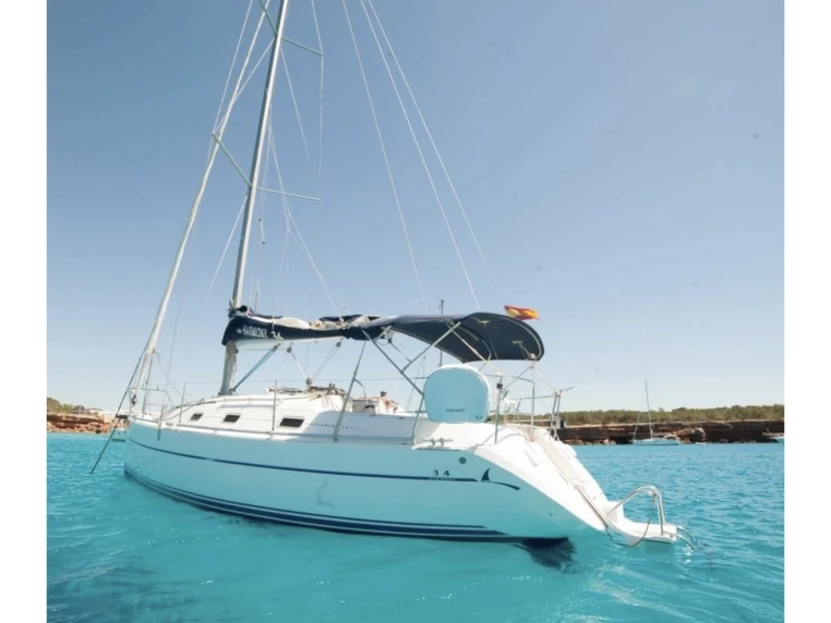 Pronájem lodi Sant Antoni de Portmany lákavé ceny Bavaria 38 Cruiser