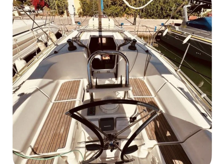 Pronájem lodi Bavaria Bavaria 38 Cruiser v Sant Antoni de Portmany na Samboatu