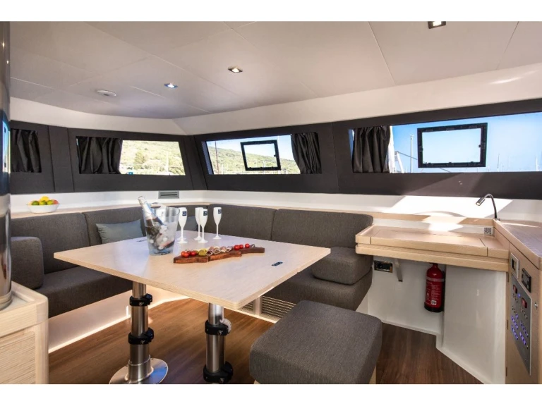Pronájem Katamarán v Preveza -Dufour Dufour Catamarans 48 Sail