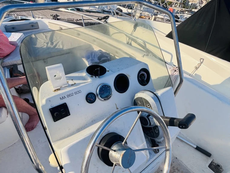 Pronájem jachty v Cannes -Sessa Marine Key Largo 16 na Samboatu