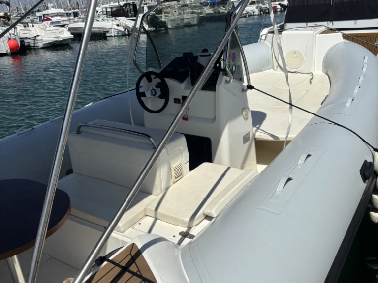 Pronájem jachty v La Rochelle -Capeli Tempest 770 na Samboatu