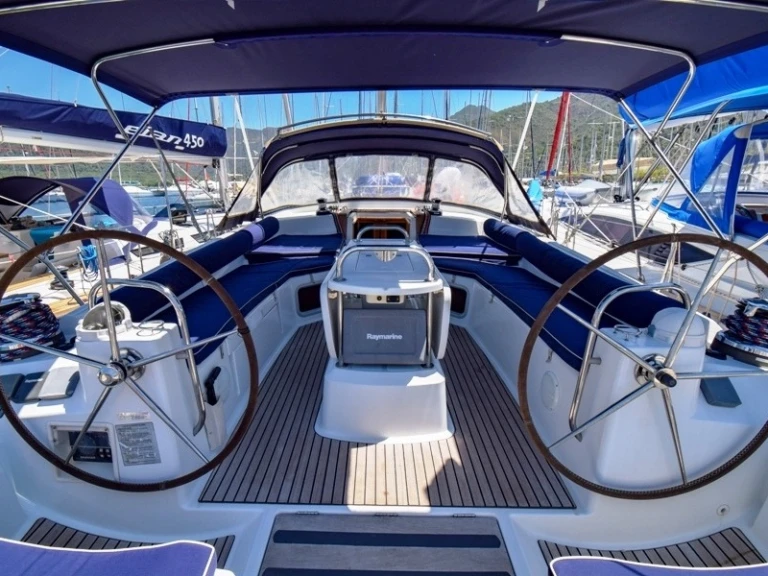 Custom Made Custom made jednotlivci a charterové společnosti v Marmaris