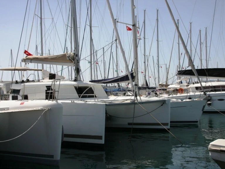 Katamarán k pronájmu v Marmaris za nejlepší cenu