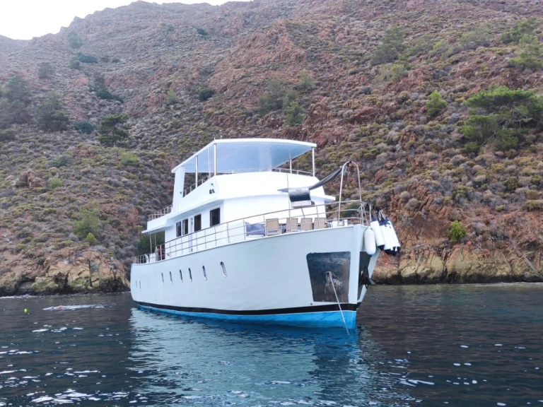 Motorová loď k pronájmu v Marmaris za nejlepší cenu