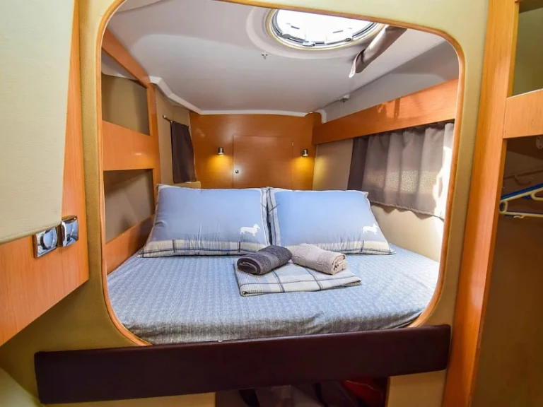 Pronajmout Katamarán se skipperem či ne Custom Made v Marmaris