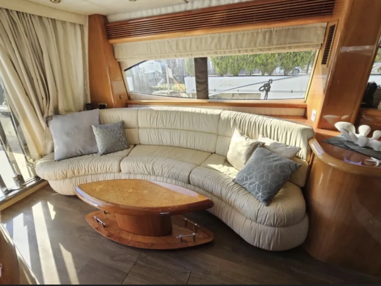 Pronajmout si Sunseeker Manhattan 74 MK II v Golfe-Juan