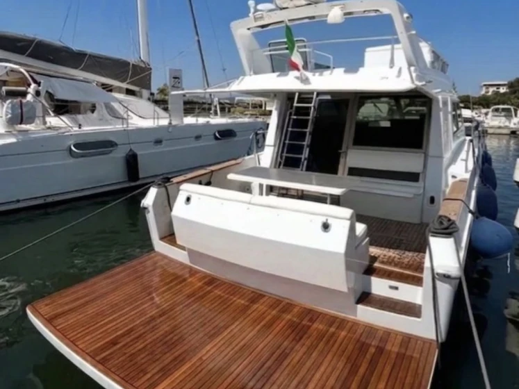 Pronájem jachty v Golfo Aranci Port -Ferretti Ferretti 39 na Samboatu