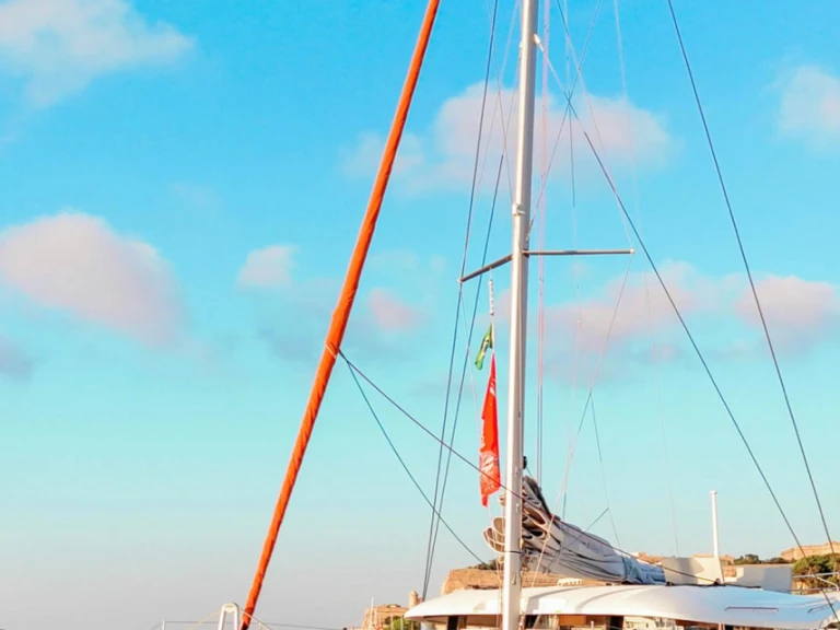 Pronájem lodi Excess Excess 14 v Valletta na Samboatu