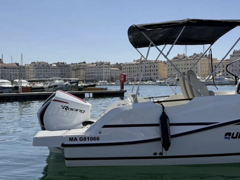 Quicksilver Quicksilver 705 Cruiser jednotlivci a charterové společnosti v Marseille