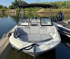 Pronájem Motorová loď v Hyeres -Bayliner M19