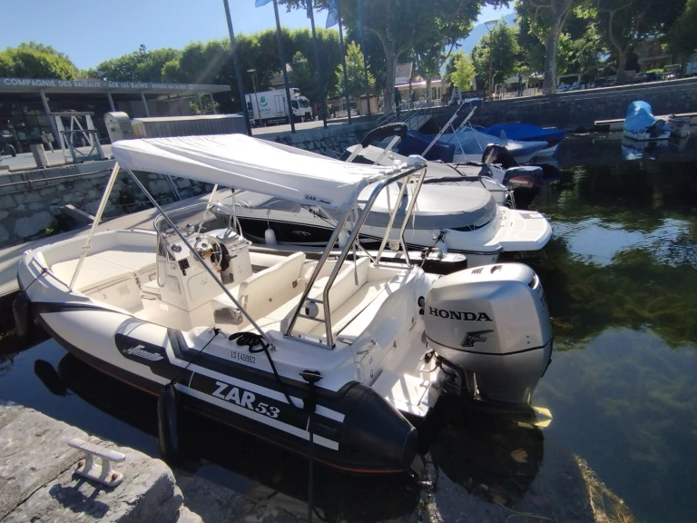 Pronájem Polotuhá loď v Grand Port d'Aix-les-Bains -Zar Zar 53