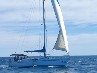 Pronajmout Plachetnice se skipperem či ne Bénéteau v La Manga