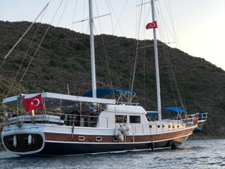Pronajmout Plachetnice se skipperem či ne Custom Made v Marmaris