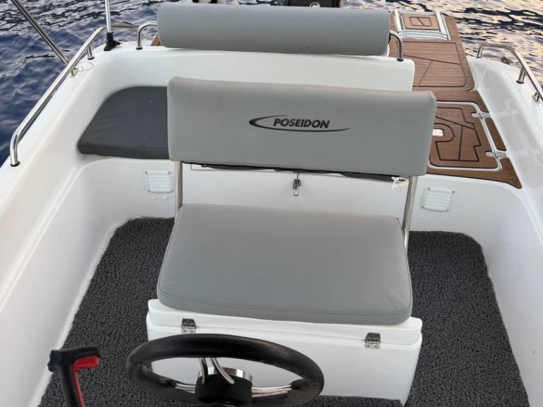 Pronájem jachty v Pantánassa -Poseidon Blue Water 185 na Samboatu