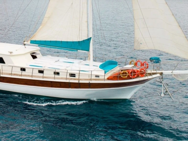 Pronájem lodi Marmaris lákavé ceny Custom made