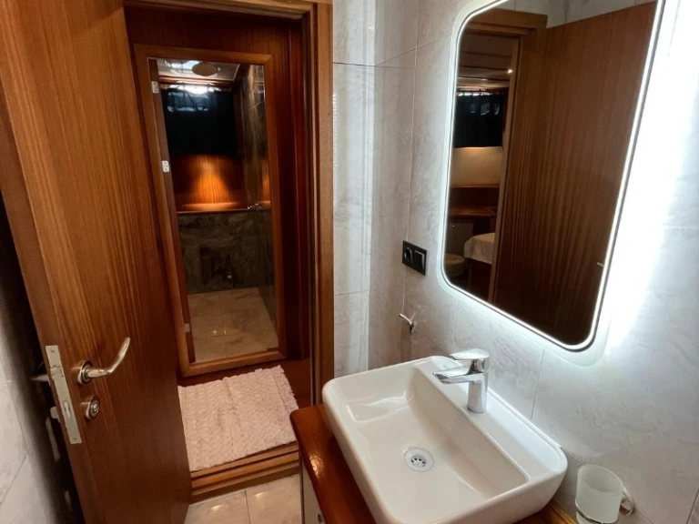 Pronájem lodi Marmaris lákavé ceny Custom made