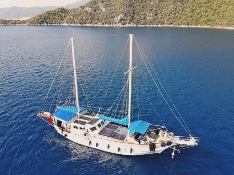 Pronajmout Plachetnice se skipperem či ne Custom Made v Marmaris